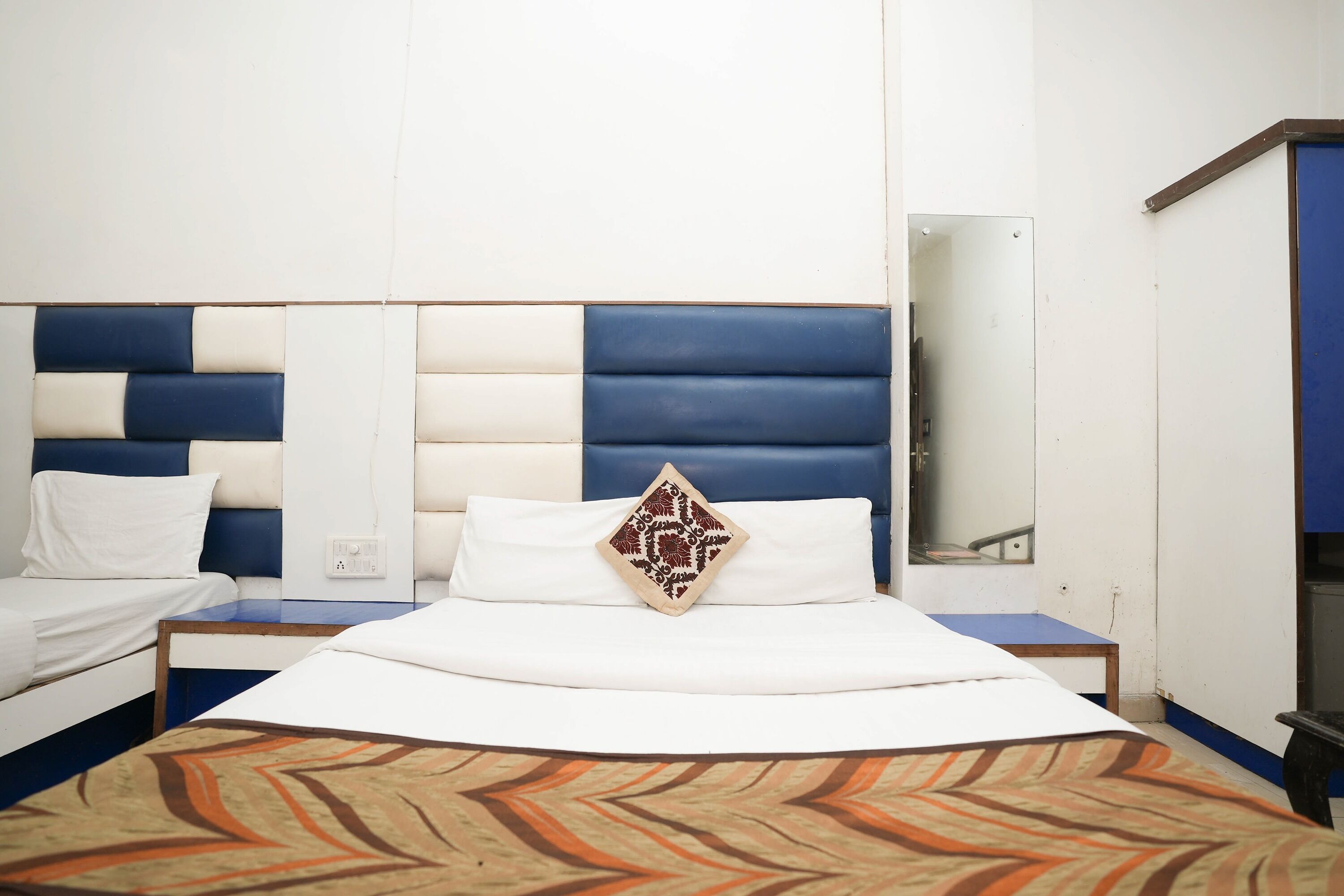 Foto - Hotel Sai International - 5 Mints Walk From New Delhi Railway Station And Connaught Place