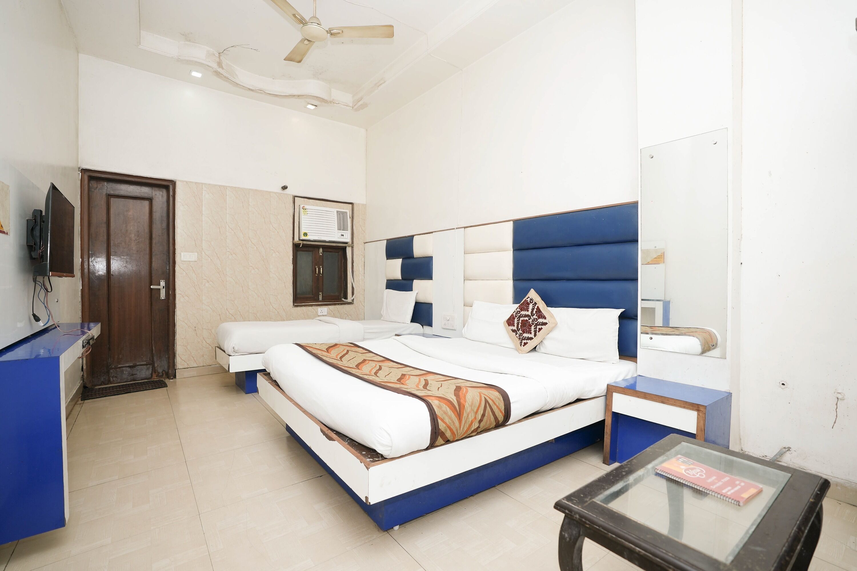 Foto - Hotel Sai International - 5 Mints Walk From New Delhi Railway Station And Connaught Place