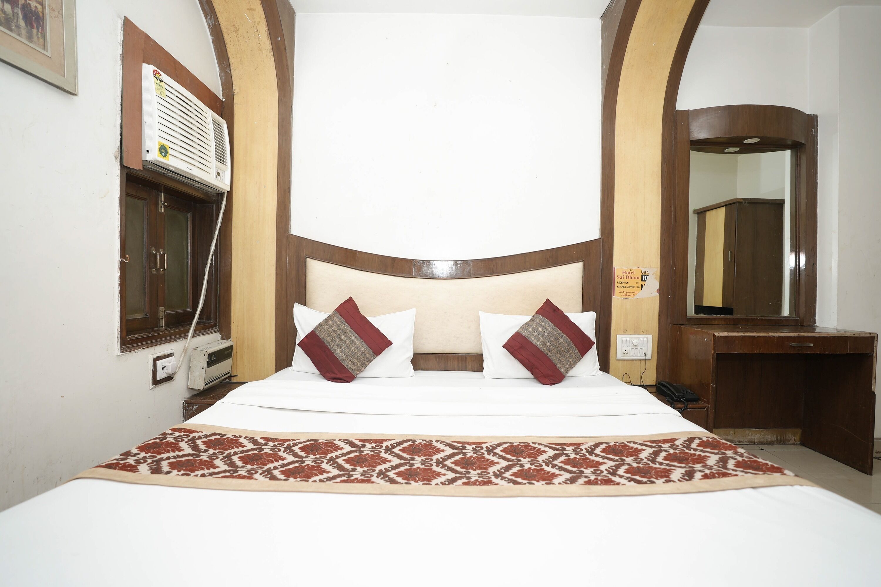 Foto - Hotel Sai International - 5 Mints Walk From New Delhi Railway Station And Connaught Place