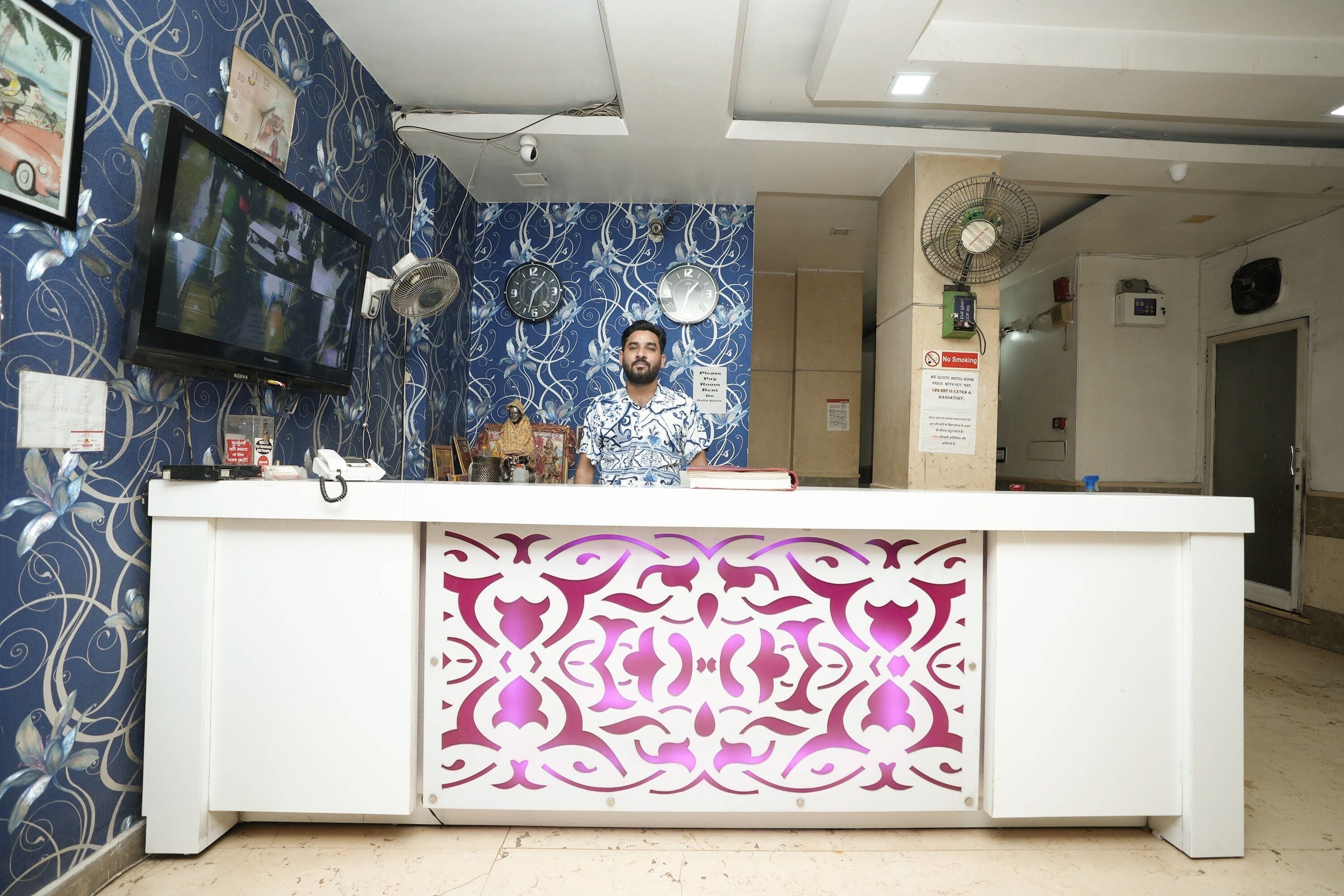 Foto - Hotel Sai International - 5 Mints Walk From New Delhi Railway Station And Connaught Place