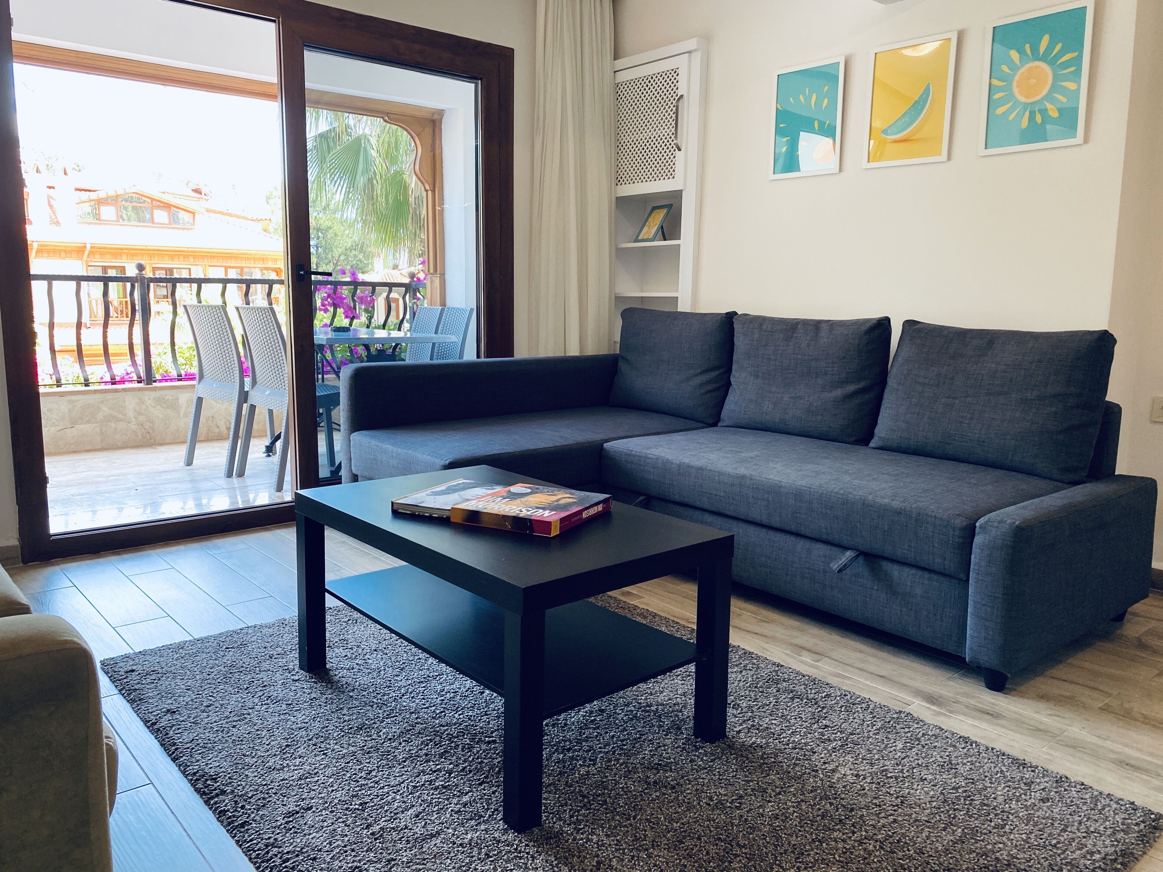 Deluxe Apartment, 2 Bedrooms, Non Smoking, Sea Facing | Living room | 30-inch LED TV with cable channels, TV