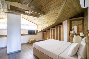 Design Apartment, 1 Bedroom | 1 bedroom, premium bedding, Select Comfort beds, individually decorated