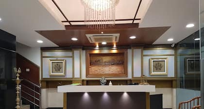 Hotel Subhalakshmi Palace