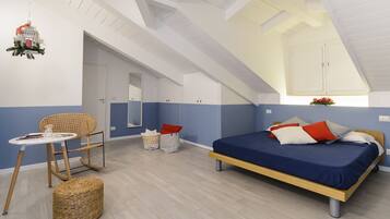 1 camera, biancheria da letto di alta qualità, minibar, una scrivania