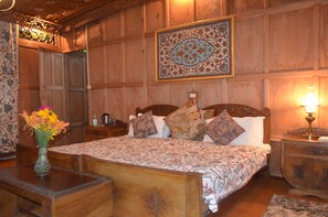 华丽双人房 | 1 多间卧室、特色装修、特色家居、折叠床/加床（额外收费）