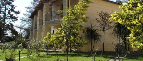 Fachada da propriedade