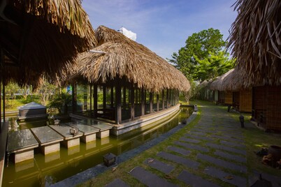 Westlake Hotel & Resort Vinh Phuc