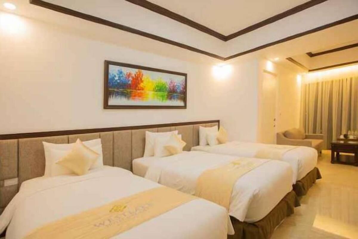 Minibar, in-room safe, soundproofing, iron/ironing board