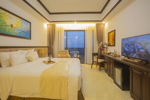 Deluxe Double Room, Lake View
