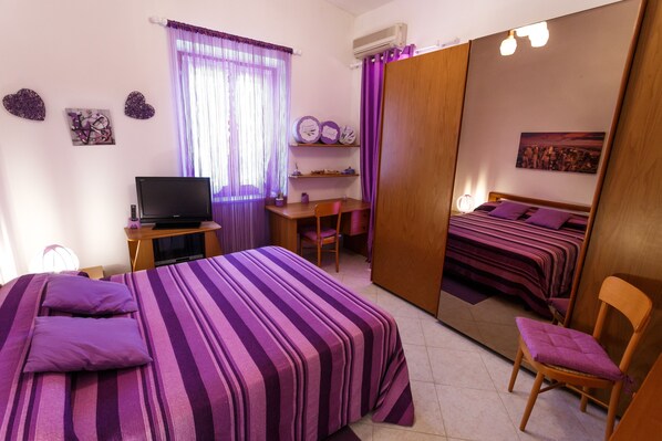 Classic Triple Room, Terrace | Room amenity