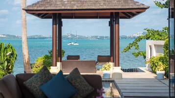 Vila (4 Bedrooms) | Área de estar | TV de tela plana