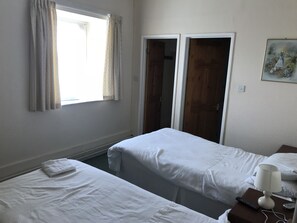 Chambre avec lits jumeaux