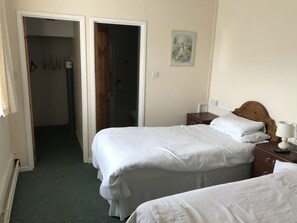 Chambre avec lits jumeaux