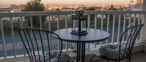 Habitación doble Deluxe, 1 cama matrimonial | Balcón