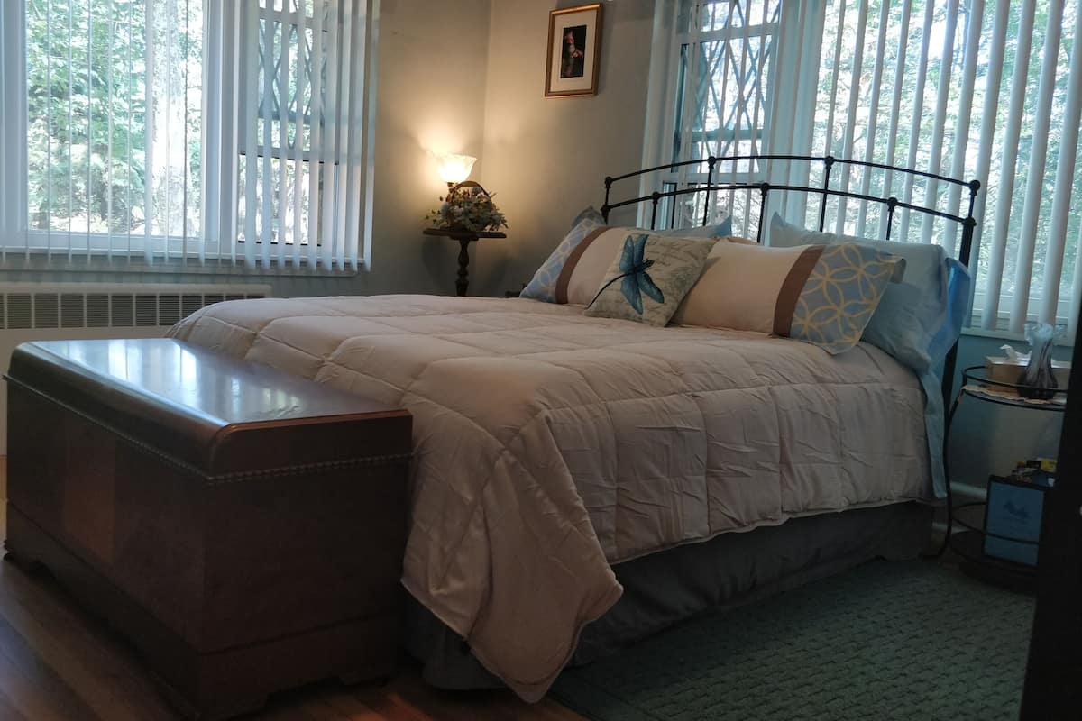 Premium bedding, pillowtop beds, iron/ironing board (on request)