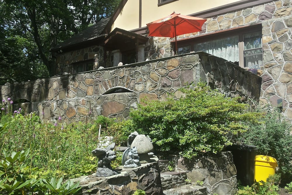 Maurrocks Bed & Breakfast