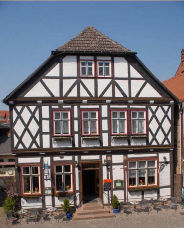 Front of property - Hotel Am Rathaus (Tangermünde)