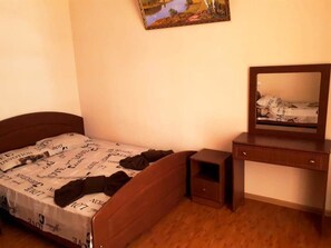Quadruple Room - Oganes Guesthouse (Sochi)