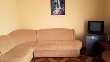 Appartement, 2 chambres | Salle de séjour
