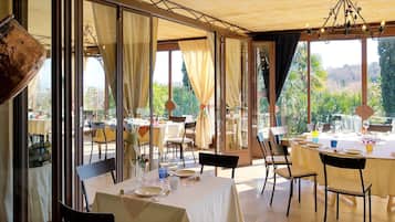 Daily buffet breakfast (EUR 15 per person)