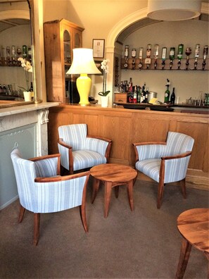 Bar (in der Unterkunft)