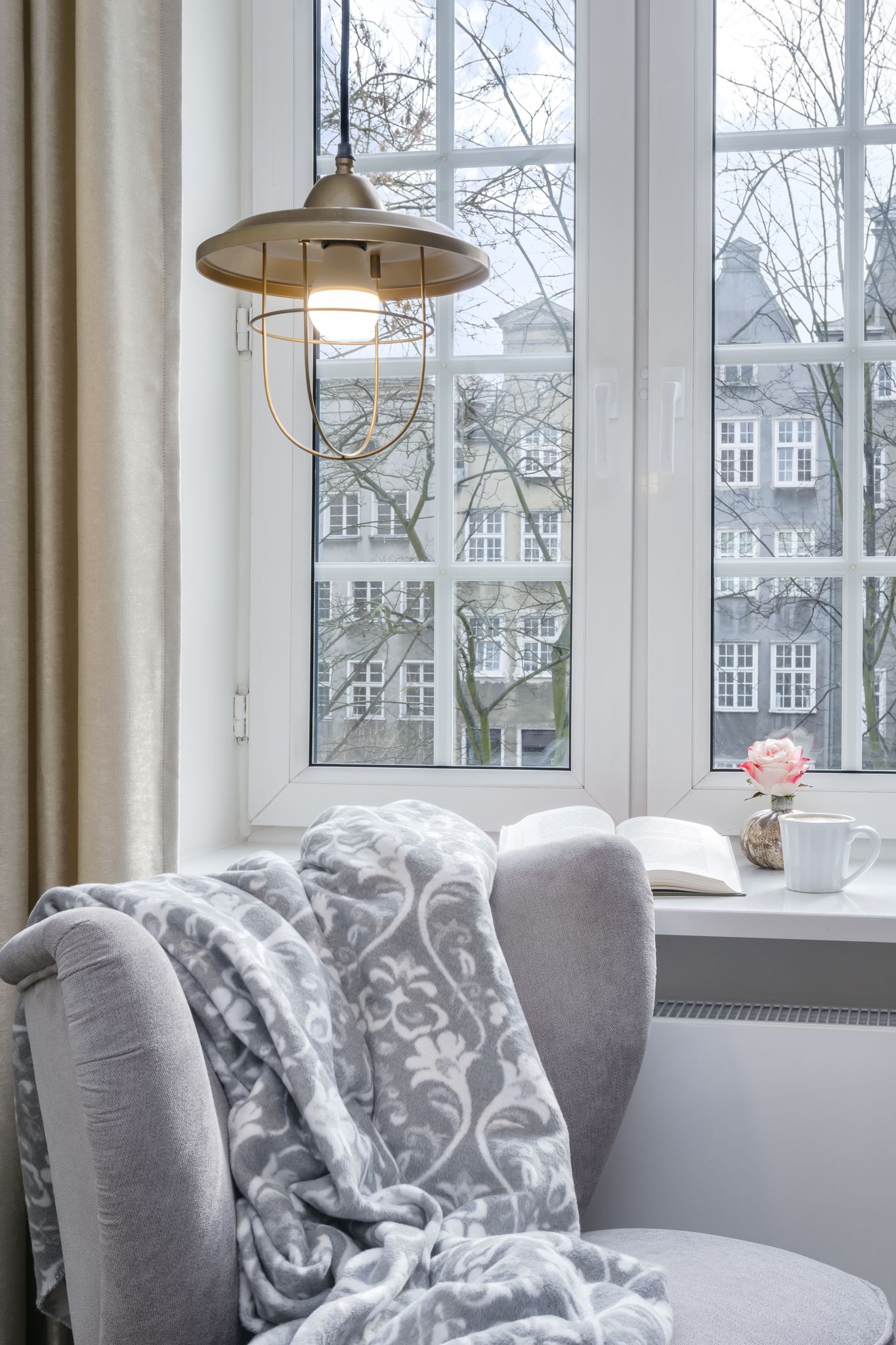 Deluxe-Apartment (Sw Ducha 115/117) | Wohnbereich | Flachbildfernseher