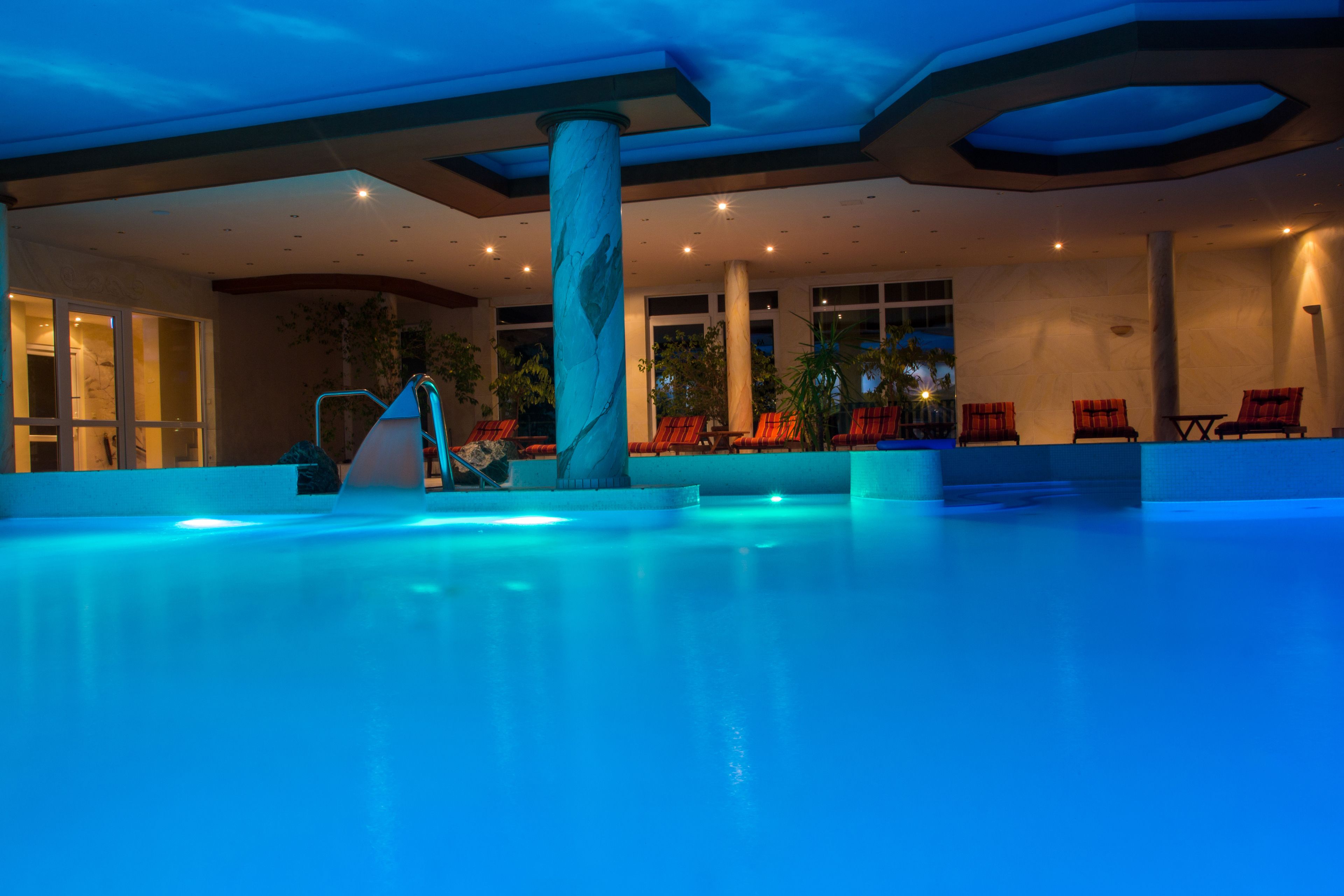 indoor pool, open 7:30 am to 10:00 pm, pool loungers