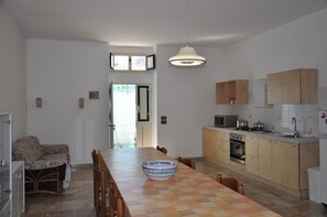 In-room dining - Country House Licitra (Ragusa)