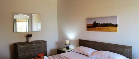 Apartment, 3 Schlafzimmer | 3 Schlafzimmer, Bügeleisen/Bügelbrett, kostenlose Babybetten