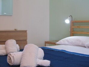 Apartamento, 2 habitaciones | 2 dormitorios, tabla de planchar con plancha, cunas gratuitas