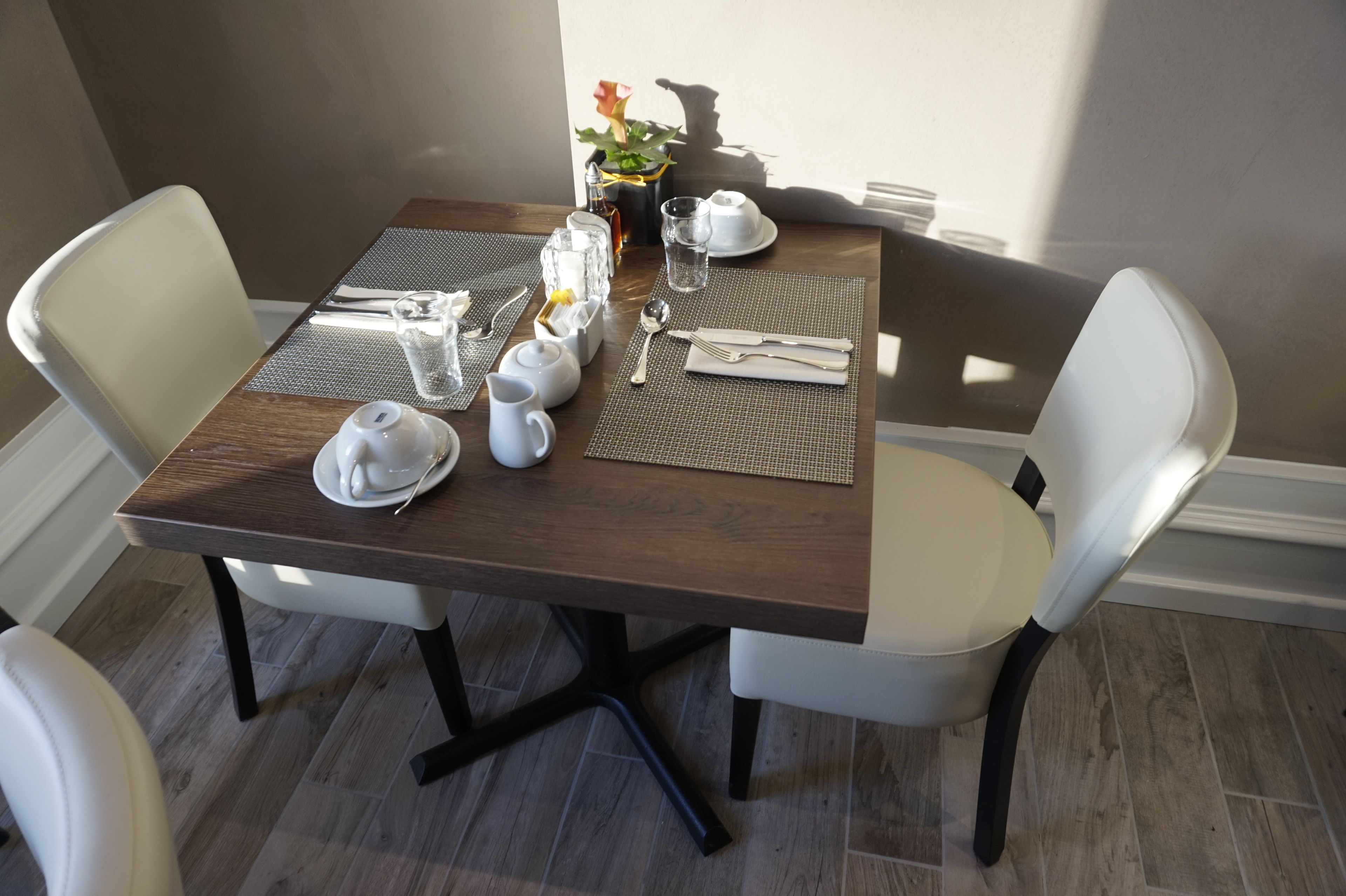 breakfast and dinner served