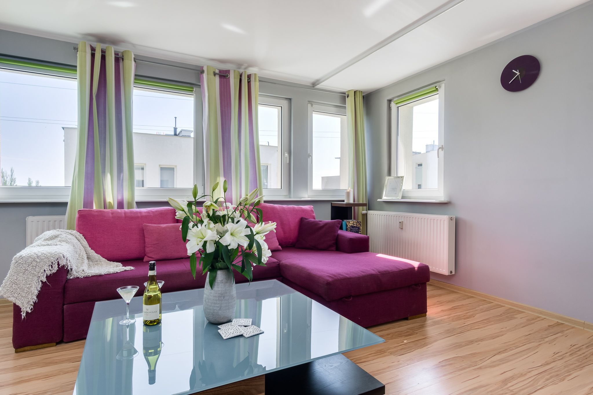 Căn hộ | Khu phòng khách | TV màn hình phẳng 