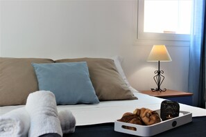 Appartement, 2 slaapkamers | Een strijkplank/strijkijzer, gratis babybedden, gratis wifi, beddengoed