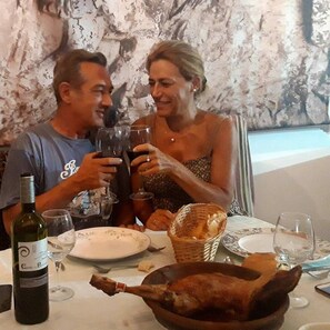 Breakfast, lunch, dinner served; Spanish cuisine - Hospederia Jaramillo (Penaranda de Duero)