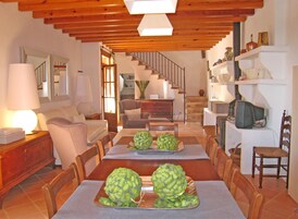 Villa, 3 Bedrooms, Private Pool | In-room dining