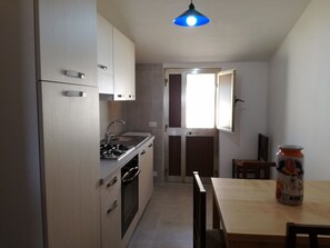 Apartment | Private kitchen | Fridge, oven, stovetop, electric kettle - Celeste Apartment (Scicli)