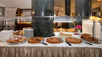 Tägliches inbegriffenes Frühstücksbuffet
