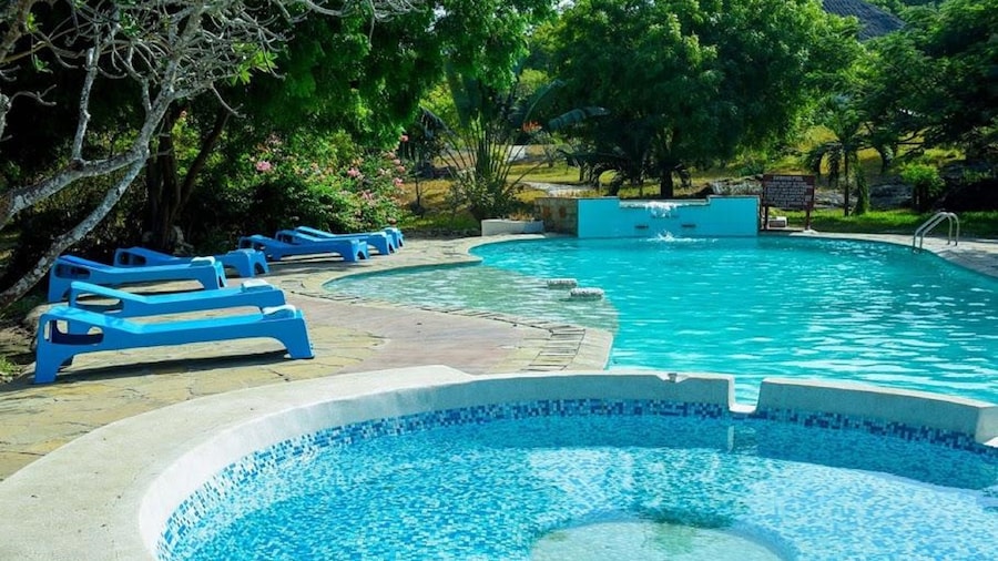 Maweni Beach Cottages