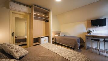 Chalet | Minibar, cortinas opacas, tabla de planchar con plancha y wifi gratis