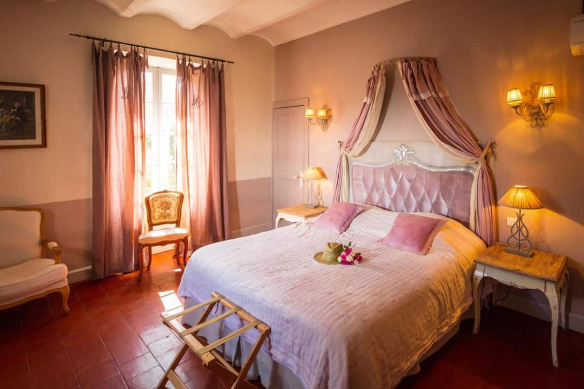 Suite (La Suite D'Hortense) | Biancheria da letto di alta qualità, una cassaforte in camera