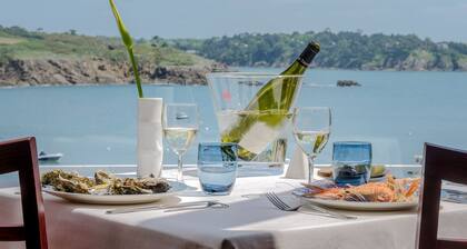 Hotel du Port et de l'Aven