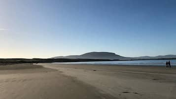 Una playa cerca