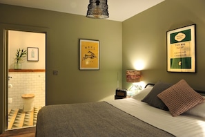 Doppelzimmer | Verdunkelungsvorhänge, schallisolierte Zimmer, Bügeleisen/Bügelbrett