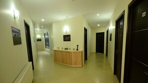 Lobby - City Hotel (Batumi)