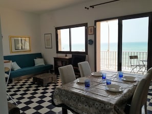 In-room dining