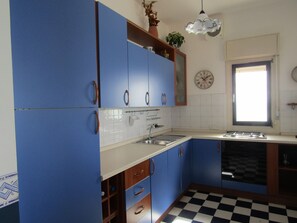 Apartment, 3 Schlafzimmer | Eigene Küche | Kühlschrank, Ofen, Herdplatte, Kochgeschirr/Geschirr/Besteck