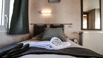 Cottage, 2 kamar tidur | Tirai kedap cahaya, Wi-Fi gratis, dan seprai linen