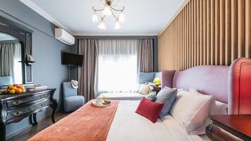 Deluxe Double Room | In-room safe, iron/ironing board, free cots/infant beds, free WiFi