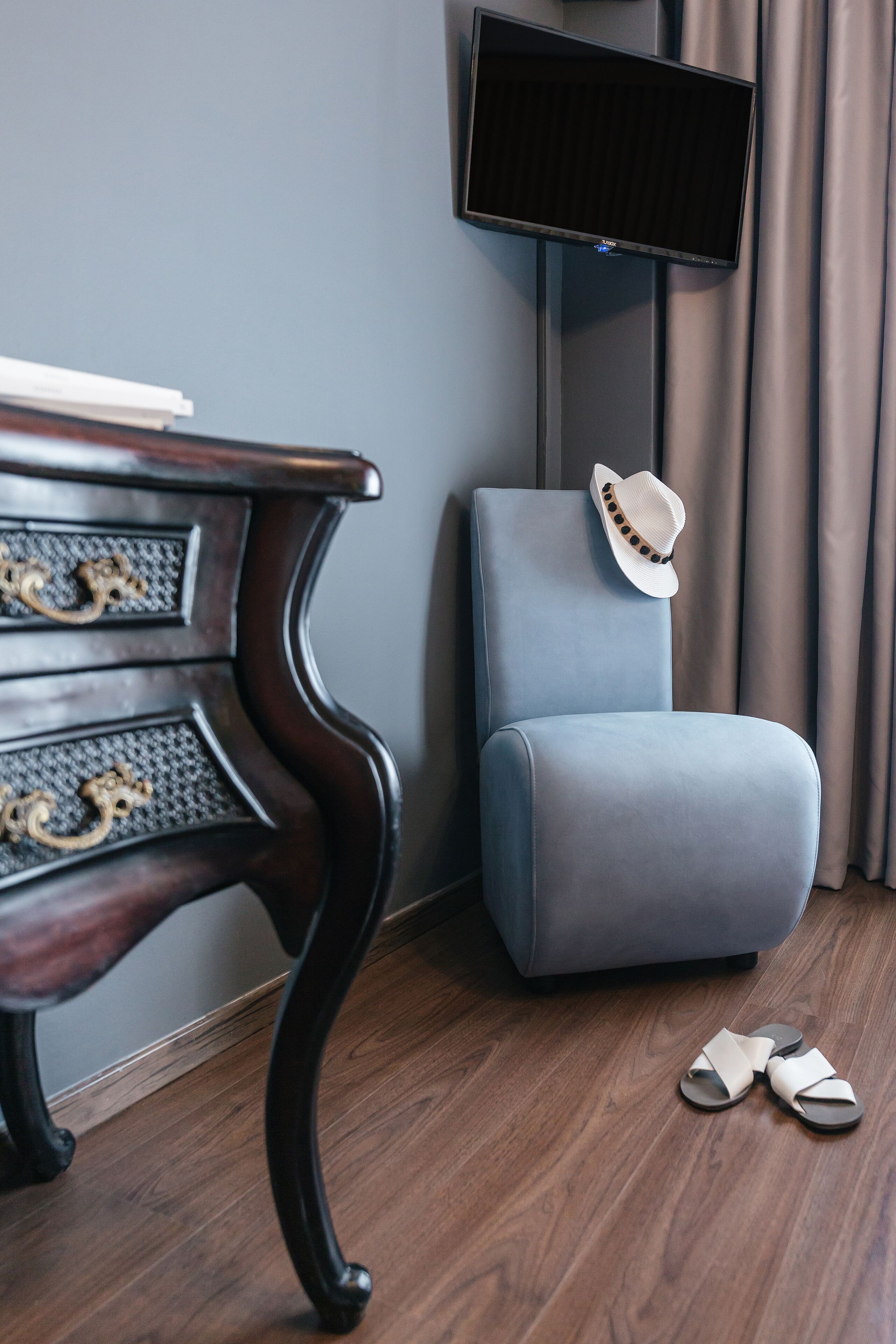 deluxe double room | in-room safe, iron/ironing board, free cots/infant beds, free wifi