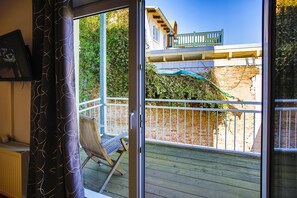 Duplex, Balcony | Balcony